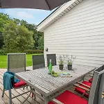 Lovely In With Wifi Vakantiehuis