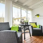 Lovely In With Wifi Vakantiehuis *